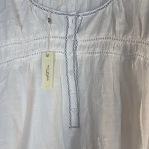 Max Studio London White Floral Sleeveless Top Size Medium NWT thumbnail 9