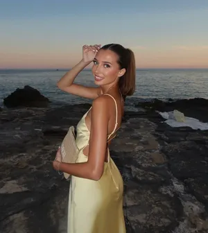 Zara maxi dress flowy butter yellow satin effect wedding evening party thumbnail 2