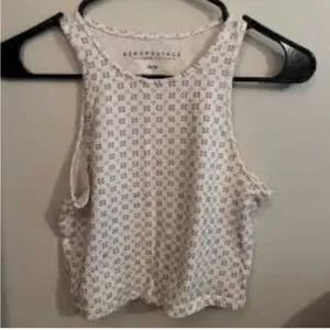Aeropostale White & Black Patterned Crop Tank Top | Medium thumbnail 6