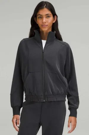 Lululemon Women's Size 8 Black Softstreme Full Zip Jacket thumbnail 1