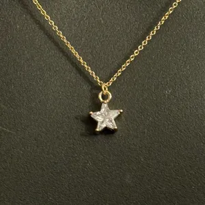 Lovisa gold plated cubic zirconia star pendant necklace thumbnail 6