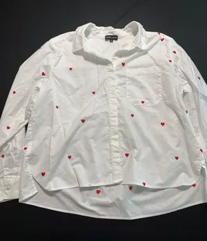 Modern Works Womens‎ White Red Heart Print Button Down Shirt Large High Low Hem thumbnail 1