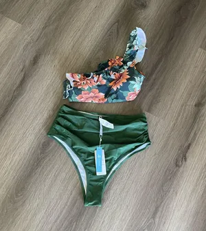 Cupshe One Shoulder Floral Ruffle High Waist Bikini Set thumbnail 2