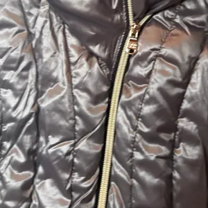 Calvin Klein Performance Premium Down‎ Gray Metallic Puffer Vest Size Large thumbnail 3
