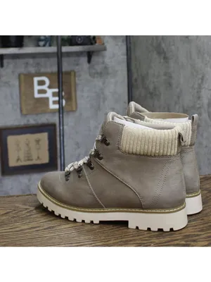 NWT Cliffs By White Mountain Hiking Booties with Lug Sole Ice Gray / Fabric 10M thumbnail 8