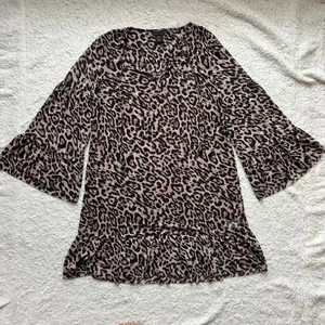 Tahari Cheetah Printed Mesh 3/4 Sleeve Mini Dress Size XS thumbnail 4