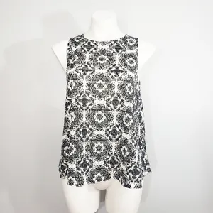 One Clothing Geometric Medallion Print Sleeveless Tank Top Blouse Black White Lg thumbnail 2