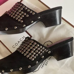 COACH STUDDED PATCH CLOGS FOR WOMEN thumbnail 8