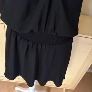 AMANDA‎ UPRICHARD Black Kimmie Dress Mini Smock Waist High Neck Size Large thumbnail 6