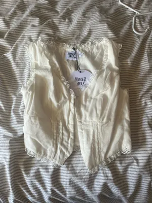 Princess Polly White Vest Top Silvanna Lace thumbnail 2