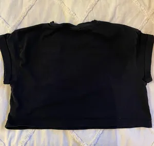Gymshark Cropped Workout Tee thumbnail 2