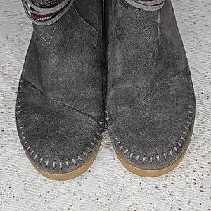 Toms Nepal native embroidered leather suede pull on moccasins ankle boots sz 7.5 thumbnail 4