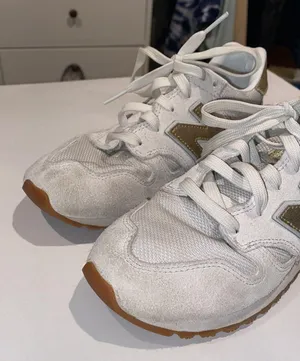 New Balance Gold Balance 520 Sneakers thumbnail 3