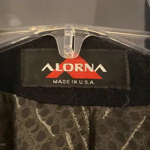 ALORNA Long Women Coat-long 48/50” bust 42” comes with padded on both side thumbnail 3