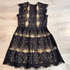 Blu Pepper Medium‎ M Black Lace Nude Illusion Dress Womens Flounce Formal thumbnail 2