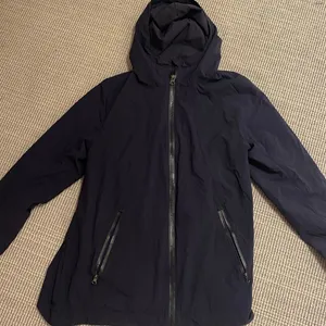 Lululemon Women’s Navy Blue  Jacket Size 8 thumbnail 1