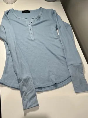 Twenty5A Light Blue Waffle Knit Henley Long Sleeve‎ Cuff Top Size S thumbnail 1