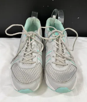Ryka Women's Grey Running Shoes/Sneakers Size 9M SKU 5660 thumbnail 1