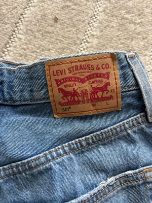 Levi’s 501 Shorts thumbnail 3
