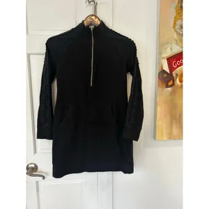 VGUC Lilly Pulitzer Onyx Black Skipper Popover Lace Sleeves Small MSRP $158 thumbnail 3