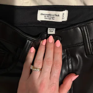 Leather Pants thumbnail 4