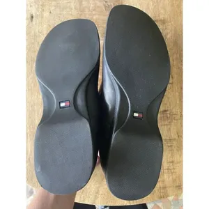 Tommy Hilfiger Black Leather Mary Jane Flats Women’s US 8.5M thumbnail 8