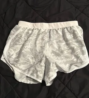 Under Armour Shorts thumbnail 1