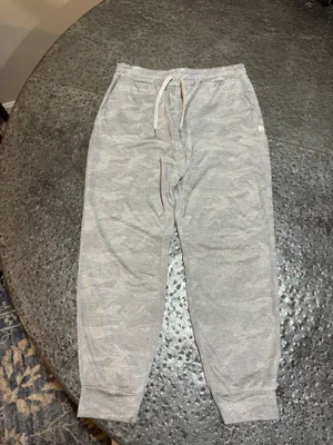 Vuori Camo Performance Joggers Small thumbnail 4