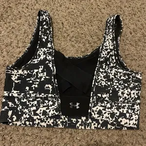 Under Armour sports bra, size medium, slight fading thumbnail 6
