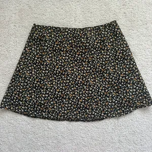 Princess Polly Mini Skirt thumbnail 1