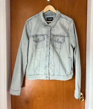 •Chaps light wash denim jean button jacket• Size XL thumbnail 1