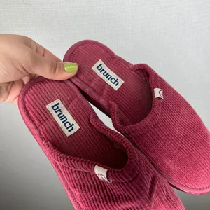 Brunch l'Appartement Burgundy Corduroy Slippers Women's Slide House Shoes thumbnail 2