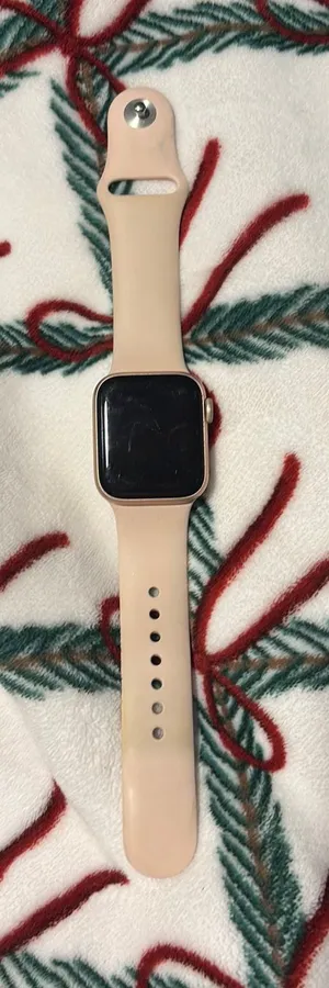 Series 4 Apple Watch 40mm thumbnail 1