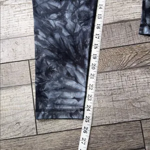 NFL Kansas City Chiefs Black Tie-Dye Leggings thumbnail 4