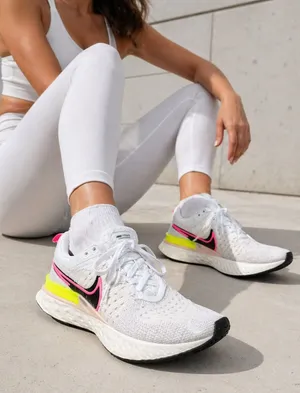 Nike React Infinity Run Flyknit 2 Women Sz 6 White Black Pink Athletic Sneakers thumbnail 1