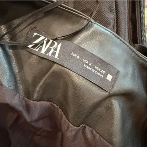 Zara Biker Faux Leather Vest Top Sz S Black Goth Edgy Shirt thumbnail 5