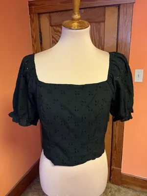 Mason & Belle Black Smocked Puff Sleeve Top Lace Up Back Crop Blouse Size L thumbnail 15