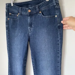 GAP '70s Flare Low Rise Denim Jeans Pants Blue Cotton Women's Size 10 Petite thumbnail 5