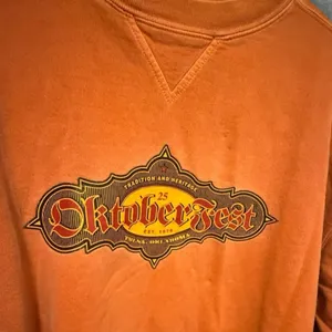 Vintage 2004 Flash Avanti Oktoberfest Sweatshirt thumbnail 4