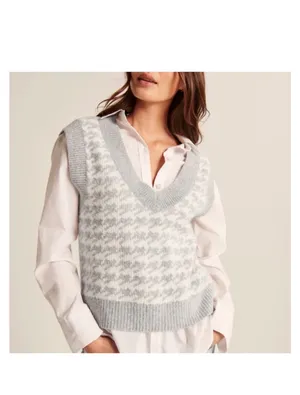 Abercrombie Gray and White Houndstooth Vneck Sweater Vest thumbnail 7