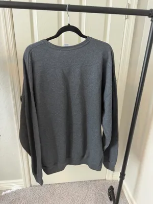 Soft Gray Crewneck Size XXL thumbnail 3
