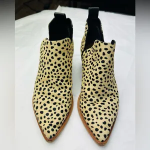 Dolce Vita Black and Cream Ankle Booties thumbnail 2