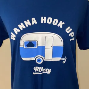 RVezy Graphic Camping Tee Shirt Size Medium thumbnail 2