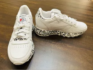NWT Reebok Women’s Classic Leather Leopard Print Shoes-Size 5 thumbnail 1