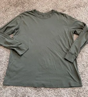 Lululemon All Yours Long Sleeve Shirt size 6 thumbnail 1