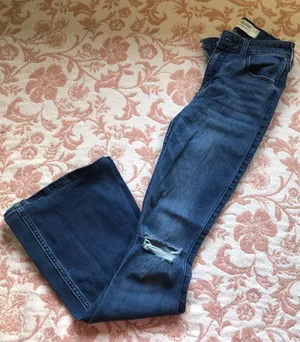 Hollister Co. High Rise Flare Jeans Size 24 #highrise #flare thumbnail 1