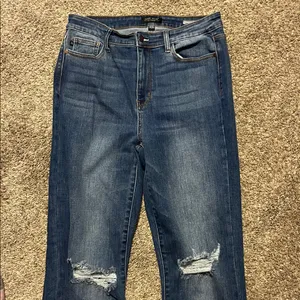 Judy Blue High Rise Medium Wash Destroyed Knee & Frayed Hem Straight Leg‎ Jeans thumbnail 4