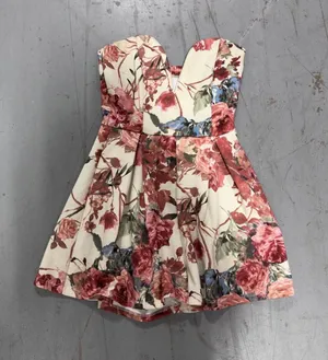 Floral Strapless Sweetheart Romper Pink Red Rose Print Textured Mini Jumpsuit thumbnail 1