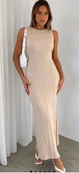 White Fox Boutique Tammy Cream Sleeveless Maxi Dress SZ:S thumbnail 1