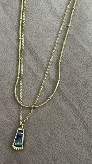 Kendra Scott Necklace & Earrings thumbnail 1